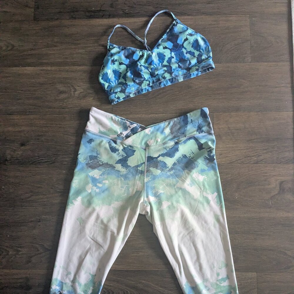 Fabletics Workout Set - image 1